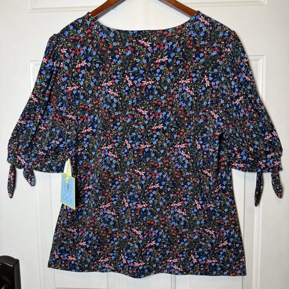CeCe Floral Roman Tie Short Sleeve Knit Top Sz M NWT - Picture 2 of 12